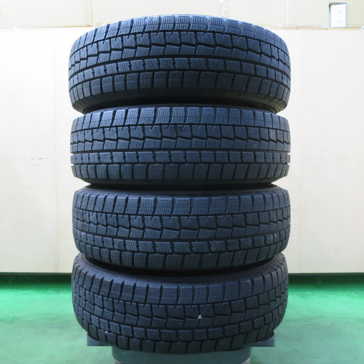 バリ溝!9分★スタッドレス 175/70R14 ダンロップ ウインターマックス WM01 SIBILLA NEXT ST-V シビラ 14インチ PCD100/4H★5020307イス