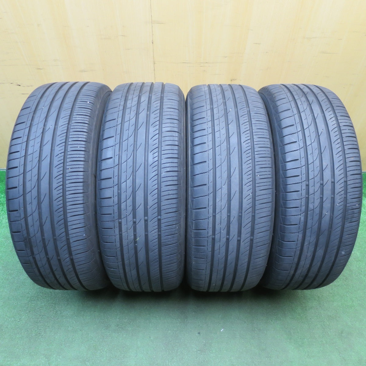 バリ溝!22年!キレイ!8.5分★225/60R17 トーヨー プロクセス CL1 SUV WAREN ヴァーレン 17インチ PCD114.3/5H★6021703NJノ