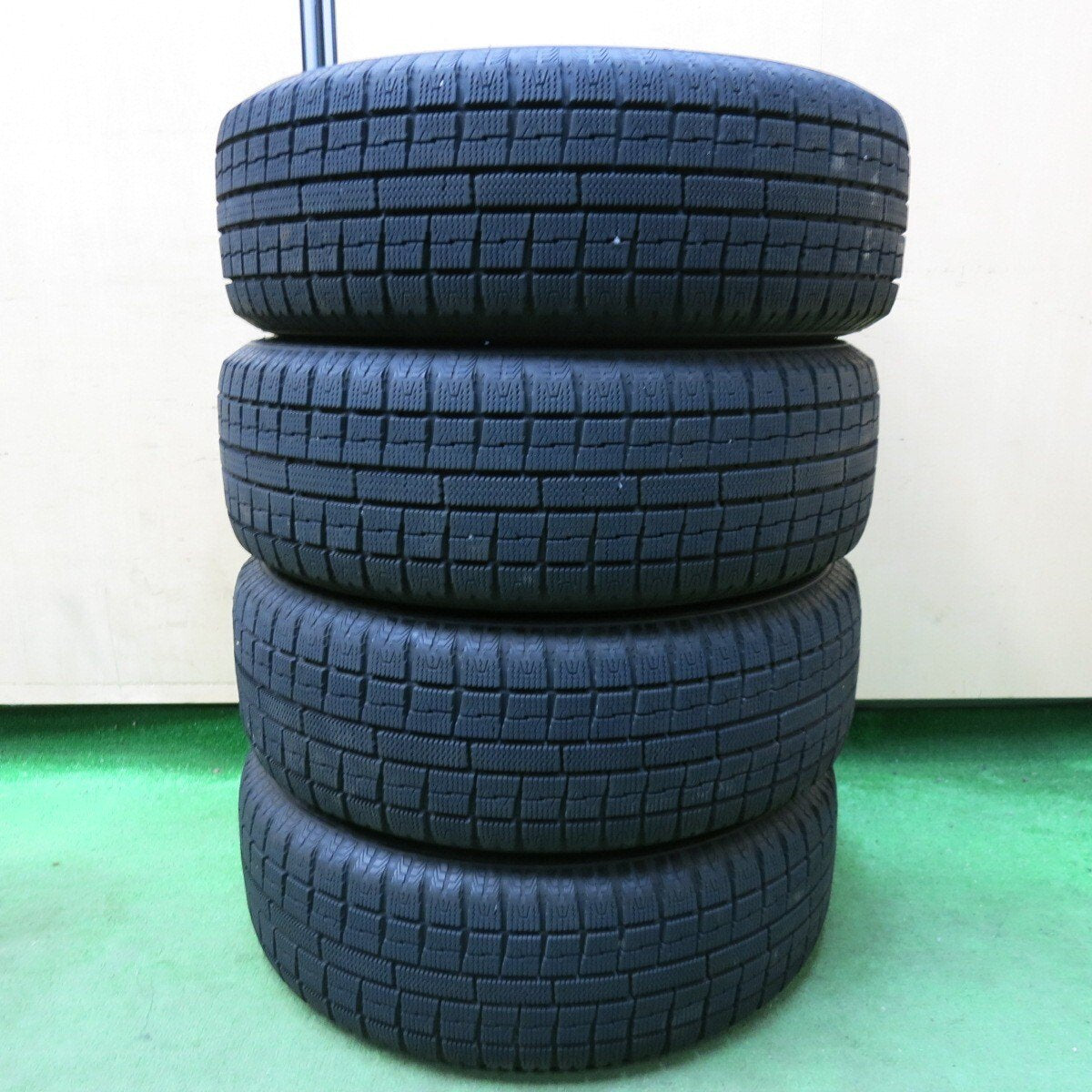 バリ溝!9.5分★スタッドレス 195/65R15 トーヨー ガリット G5 ZEPHYR ゼファー 15インチ PCD114.3/5H★4120604SYス