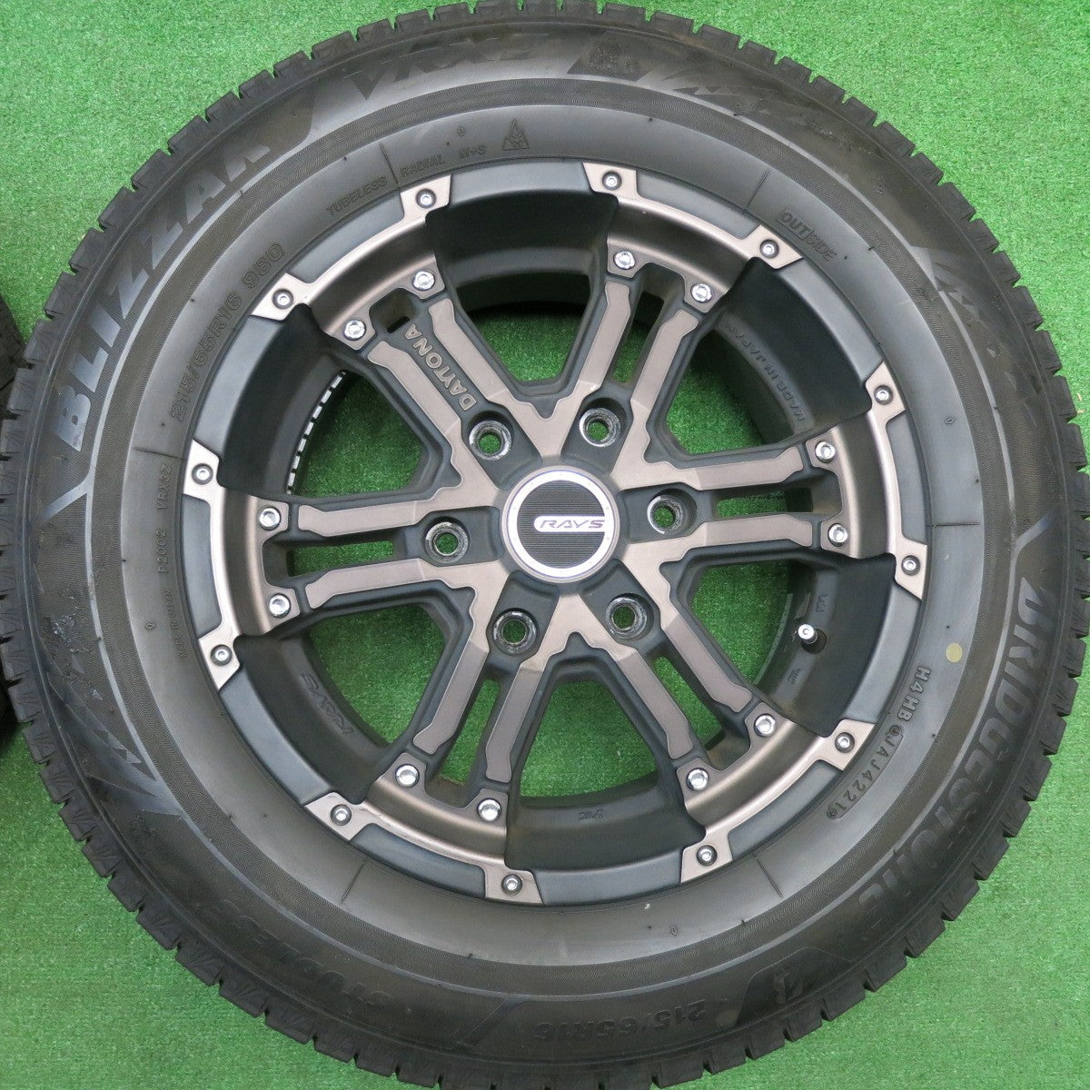 バリ溝!21年!9分★RAYS DAYTONA FDX 215/65R16 スタッドレス ブリヂストン ブリザック VRX3 レイズ デイトナ 16インチ PCD139.7/6H★5110808HAス