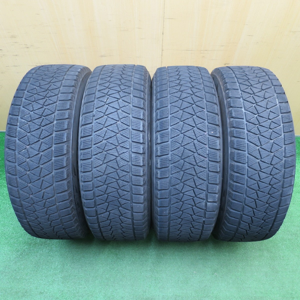 4本価格★スタッドレス 225/65R17 ブリヂストン ブリザック DM-V2 BROCHEN ブロッケン 17インチ PCD114.3/5H★5112403NJス