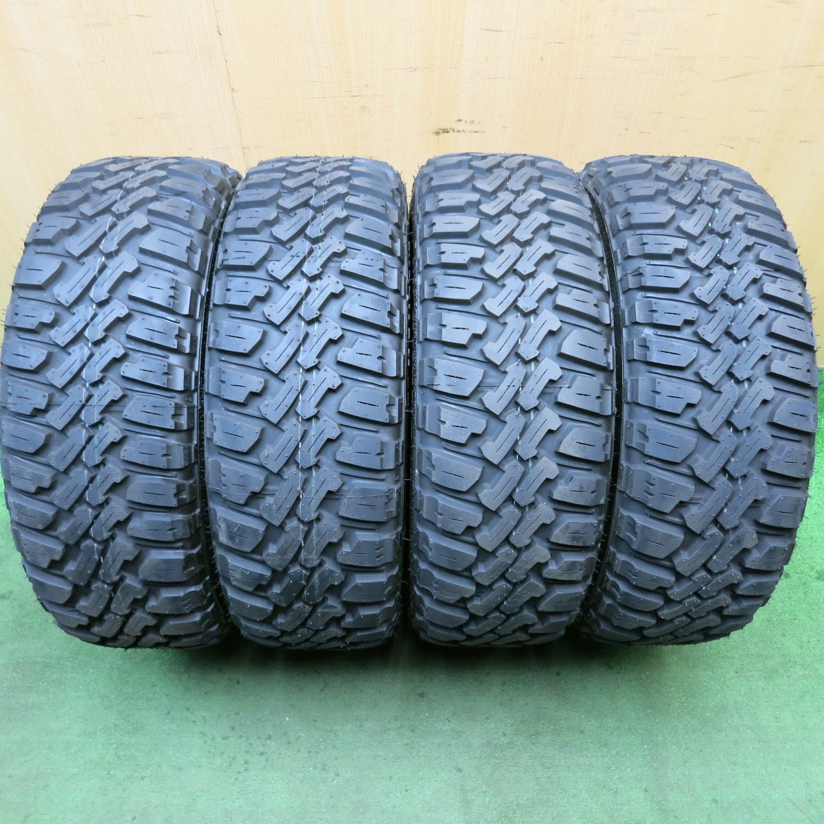 ほぼ未使用!24年!キレイ★205/60R16 ナンカン NK 4X4WD M/T FT-9 nismo SPORTSLINE ニスモ 16インチ PCD114.3/5H★5081003HAノ