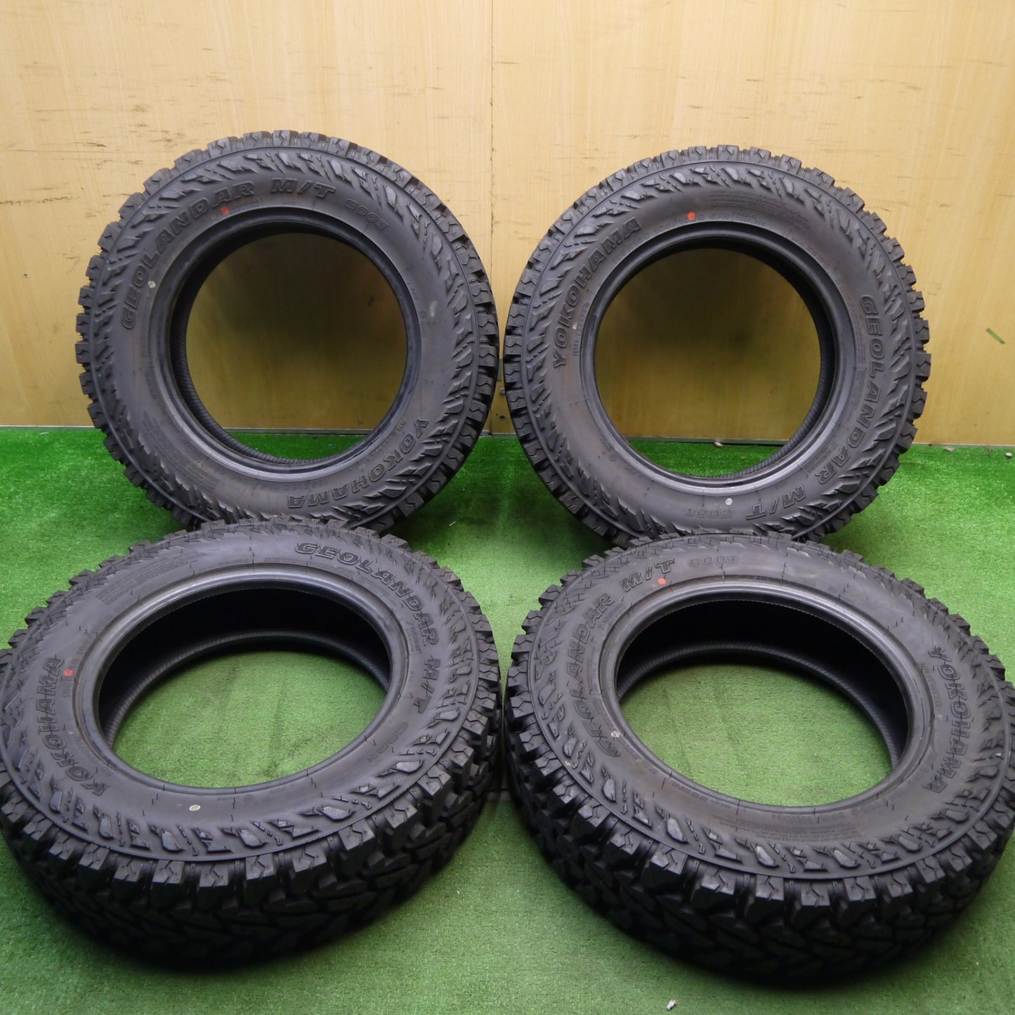 超バリ溝!24年!9.5分以上★195/R16C 104/102Q 6PR ヨコハマ ジオランダー M/T G003 タイヤ 16インチ ジムニー 等★5042202Hノタ