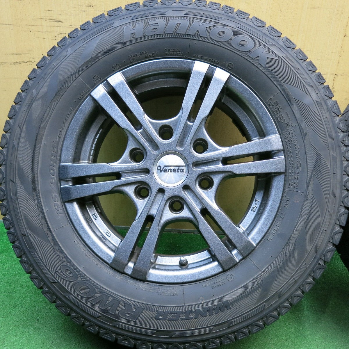 4本価格★ハイエース 等 195/80R15 107/105L スタッドレス ハンコック ウインター RW06 Veneta TS-06 ヴェネタ 15インチ PCD139.7/6H★5071307HAス