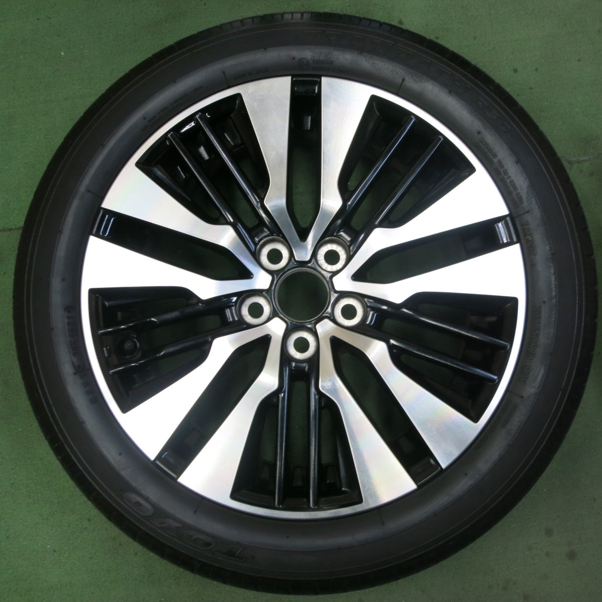 キレイ!21年★トヨタ 30系 アルファード SCパッケージ 純正 235/50R18 トーヨー トランパス R30 18インチ PCD114.3/5H★5082703SKノ