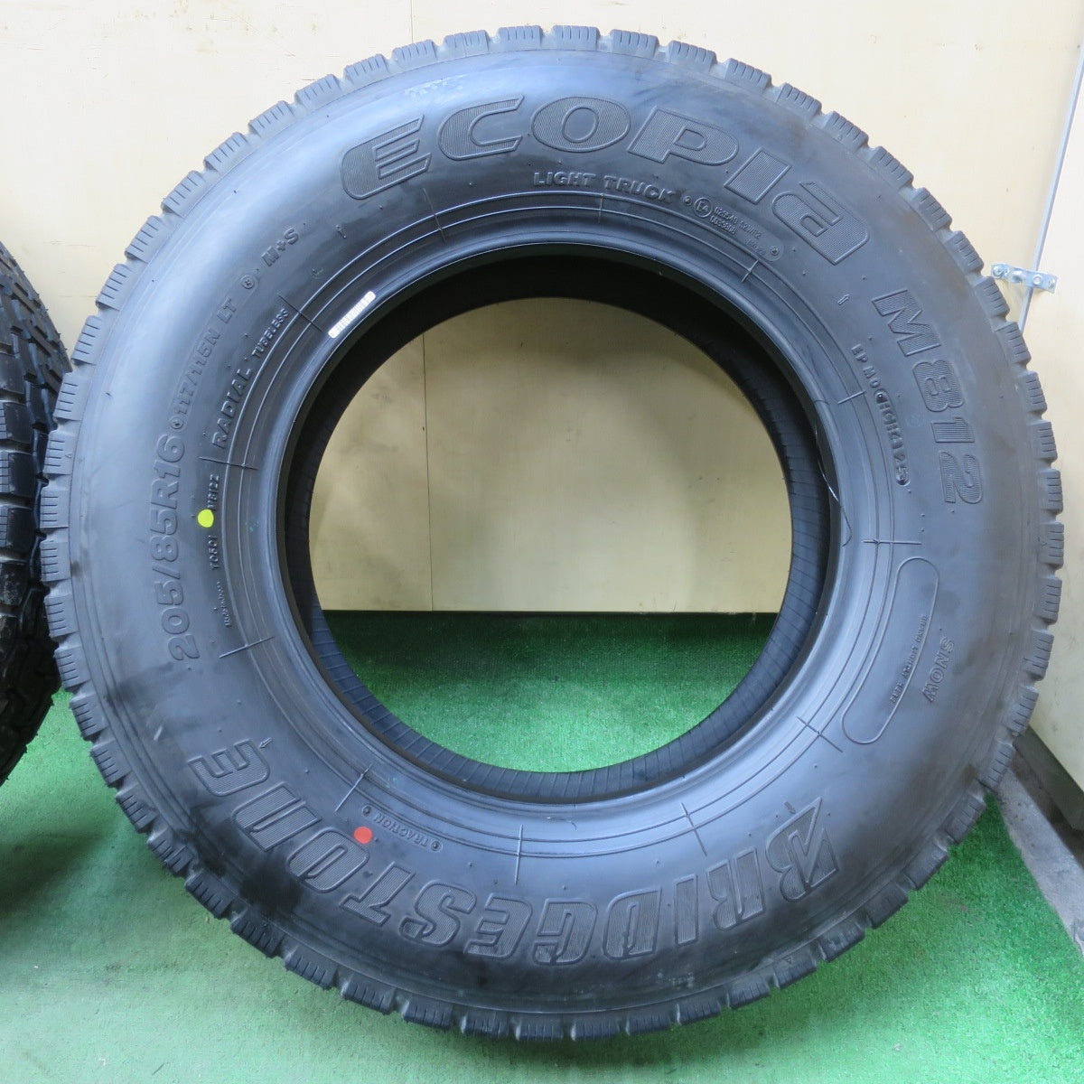 ほぼ未使用!25年!6本★トラック タイヤ 205/85R16 117/115N ブリヂストン エコピア M812 ミックス オールシーズン 16インチ★6020610イスタ