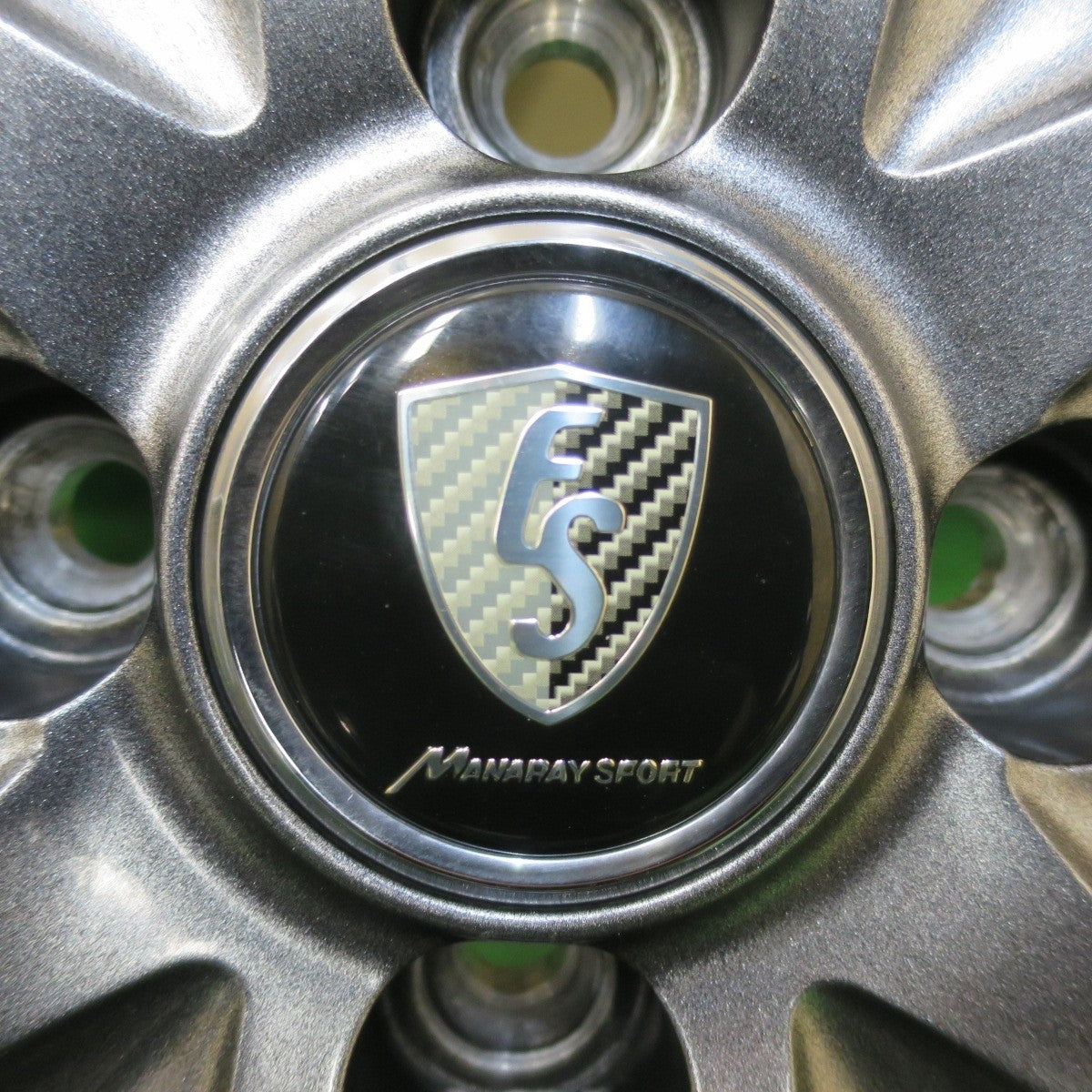 バリ溝!キレイ!9.5分★スタッドレス 185/60R15 ブリヂストン ブリザック VRX MANARAY SPORT マナレイスポーツ 15インチ PCD100/4H★5040706イス