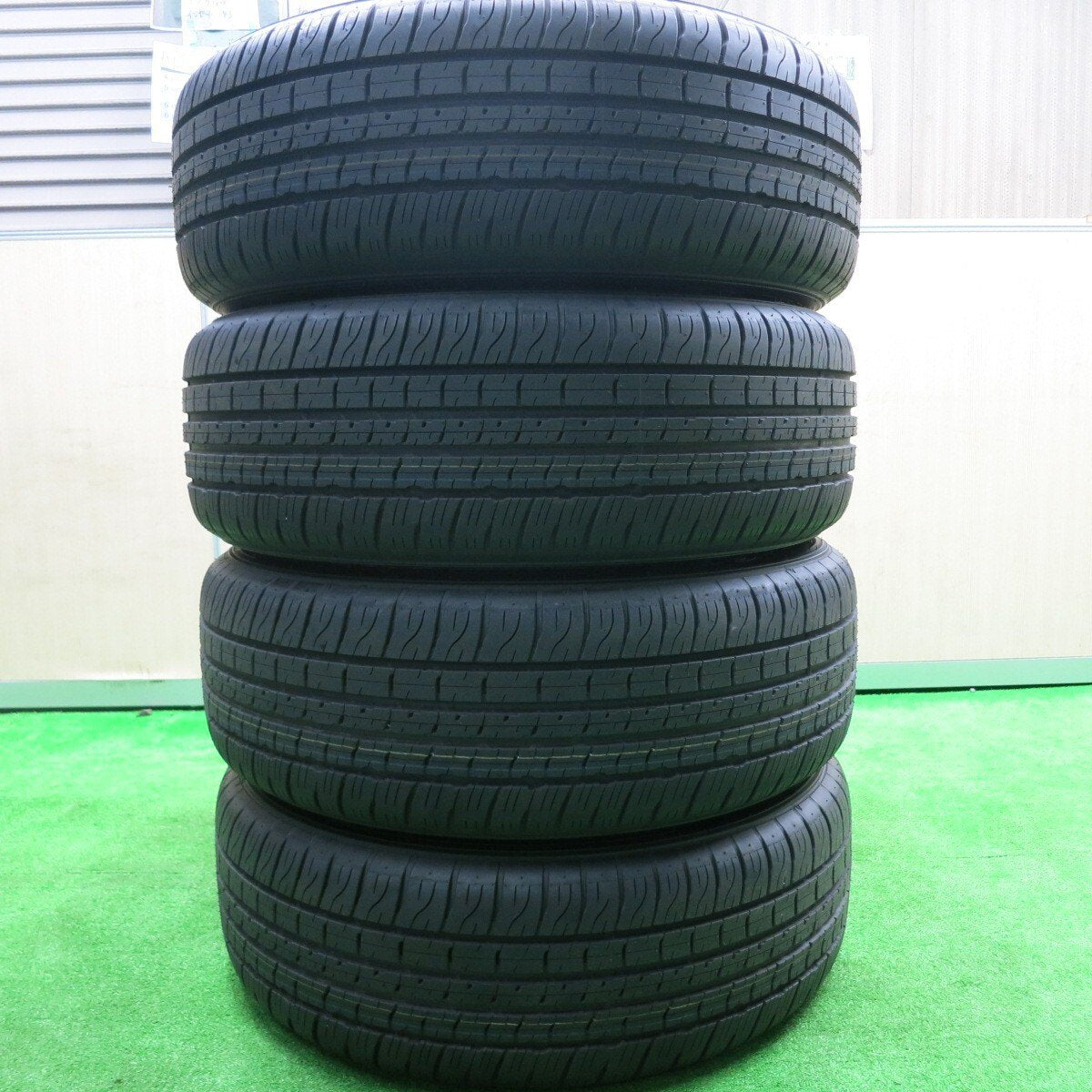 新車外し!24年★トヨタ ランクル 300 ZX 純正 265/55R20 ダンロップ グラントレック PT5A 20インチ PCD139.7/6H★4091503HAノ