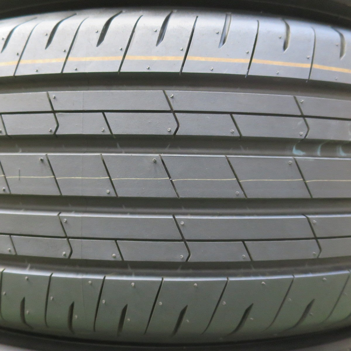新車外し!26年★225/60R18 トーヨー プロクセス Comfort コンフォート 18インチ タイヤ 40系 アルファード ヴェルファイア ハリアー 等★6061402イノタ