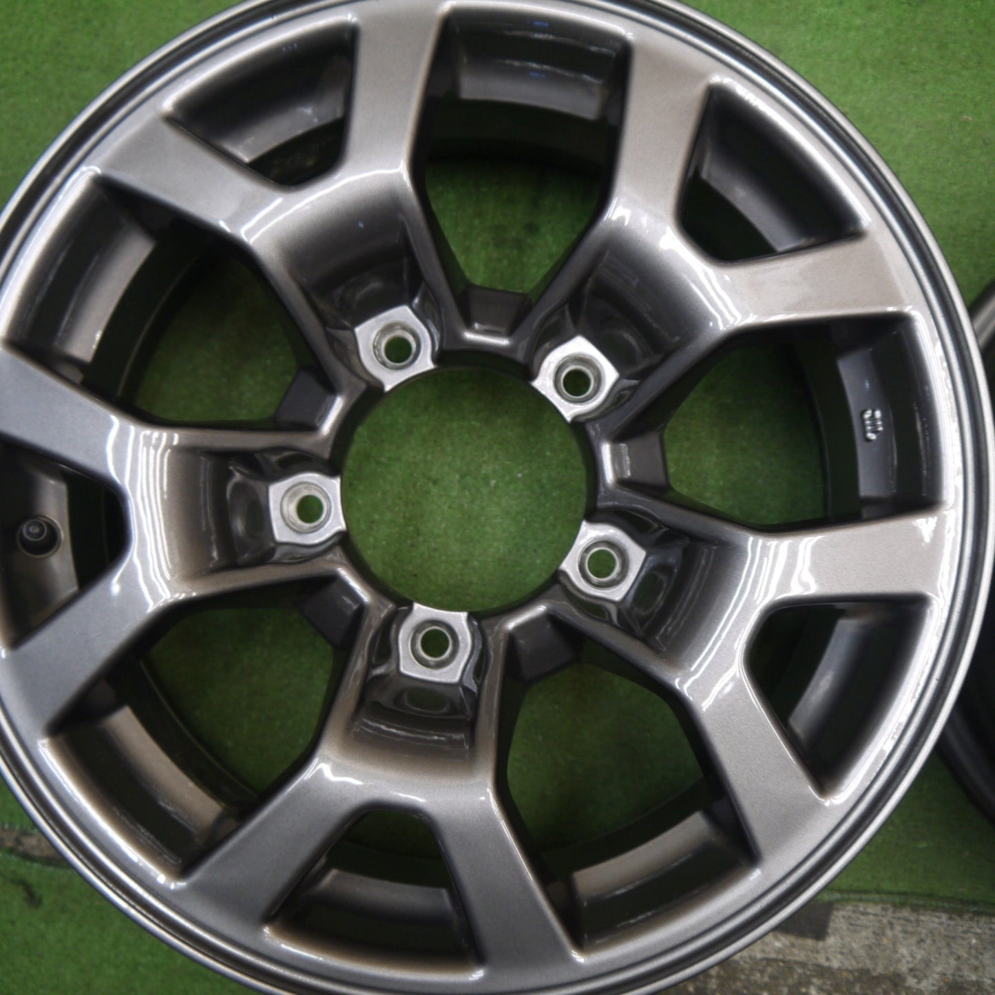 キレイ★スズキ JB74W ジムニーシエラ 純正 ホイール 15インチ 15×5.5J PCD139.7/5H★5070406Hホ