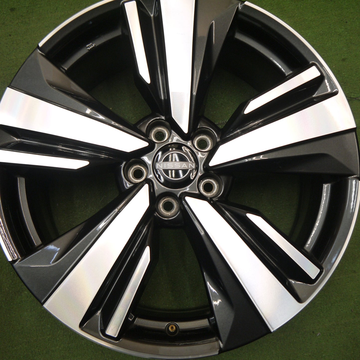 4本価格★日産 T33 エクストレイル 純正 ホイール 19インチ 19×7.5J PCD114.3/5H★5070407Hホ