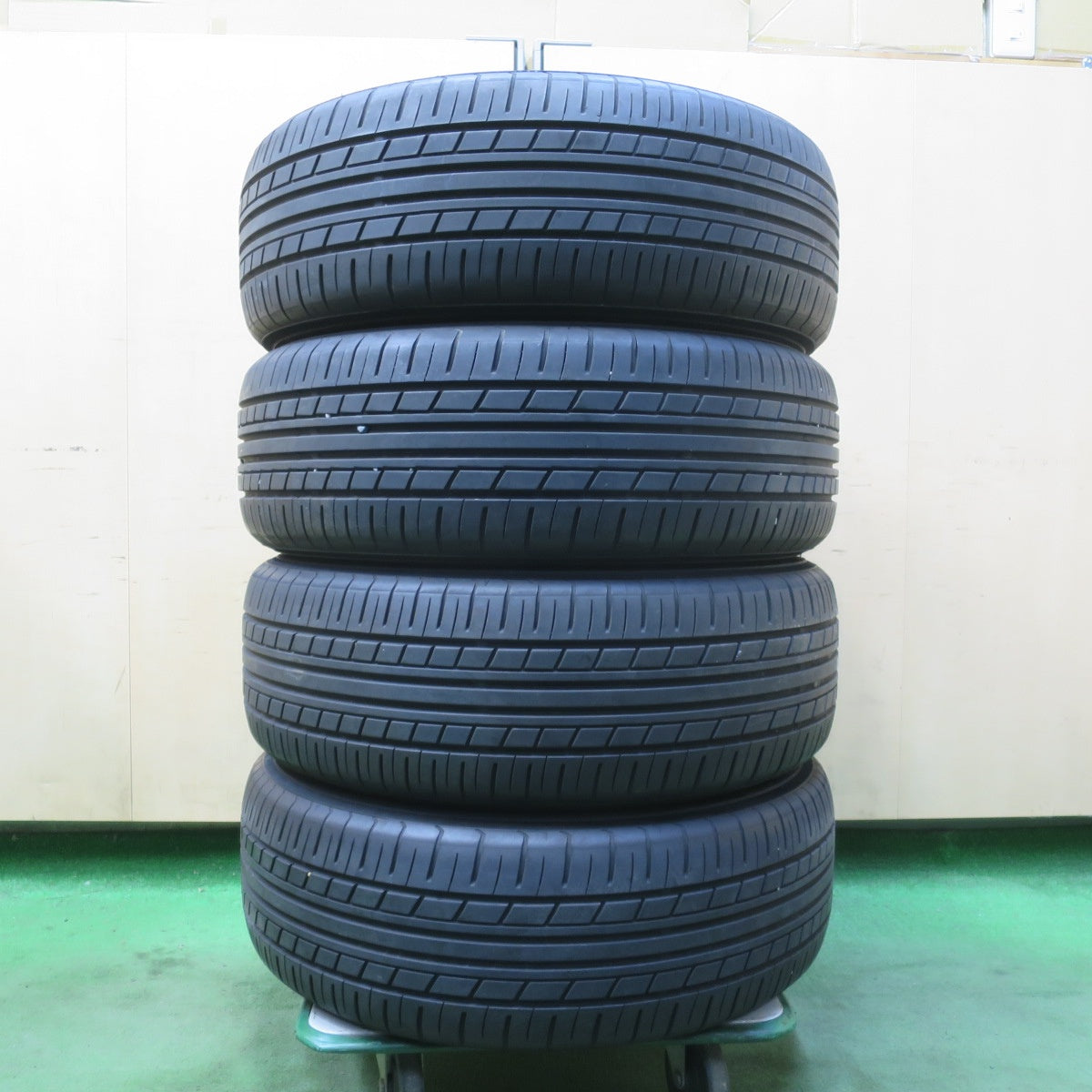 バリ溝!9.5分★205/60R16 ヨコハマ エコス ES31 MANARAY SPORT マナレイ スポーツ 16インチ PCD114.3/5H★6022505イノ