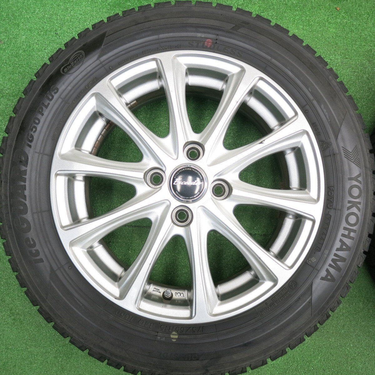 バリ溝!キレイ!9分★スタッドレス 175/65R15 ヨコハマ アイスガード iG50 プラス Exceeder エクシーダー 15インチ PCD100/4H★4123106HAス