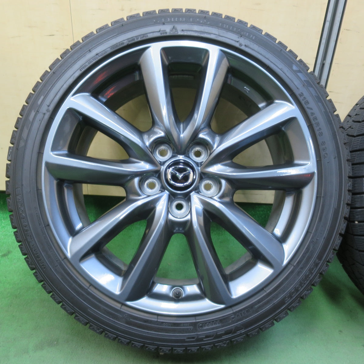 バリ溝!21年!キレイ!9.5分★マツダ3 ファストバック 純正 215/45R18 スタッドレス ダンロップ ウインターマックス 03 18インチ PCD114.3/5H★5112815イス