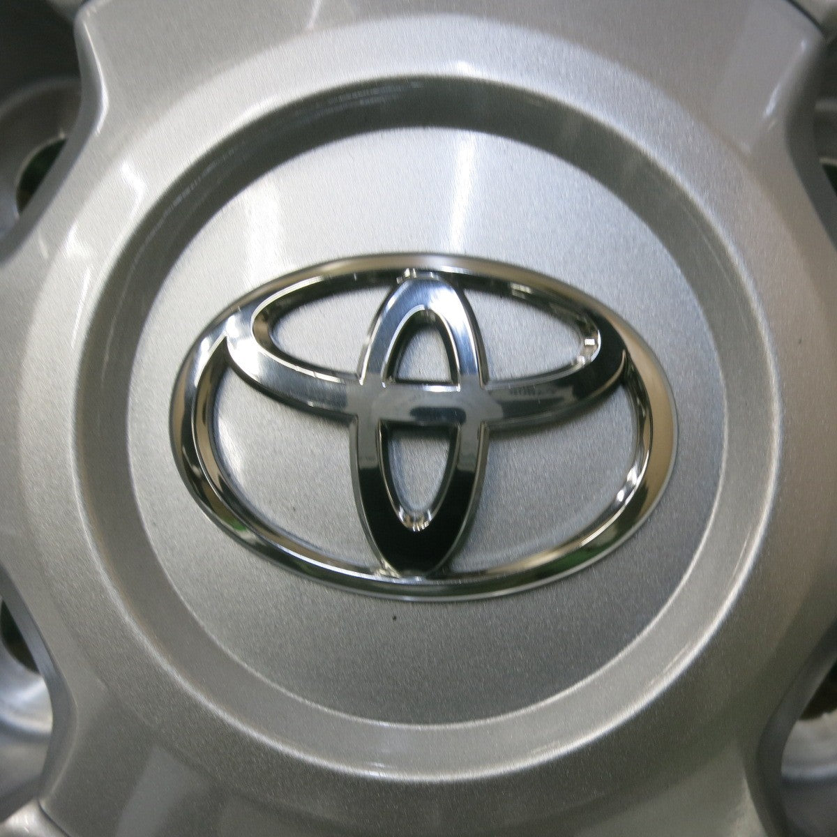 新車外し★トヨタ 150系 ランクル プラド 純正 ホイール 17インチ 17×7.5J PCD139.7/6H★5052802SYホ