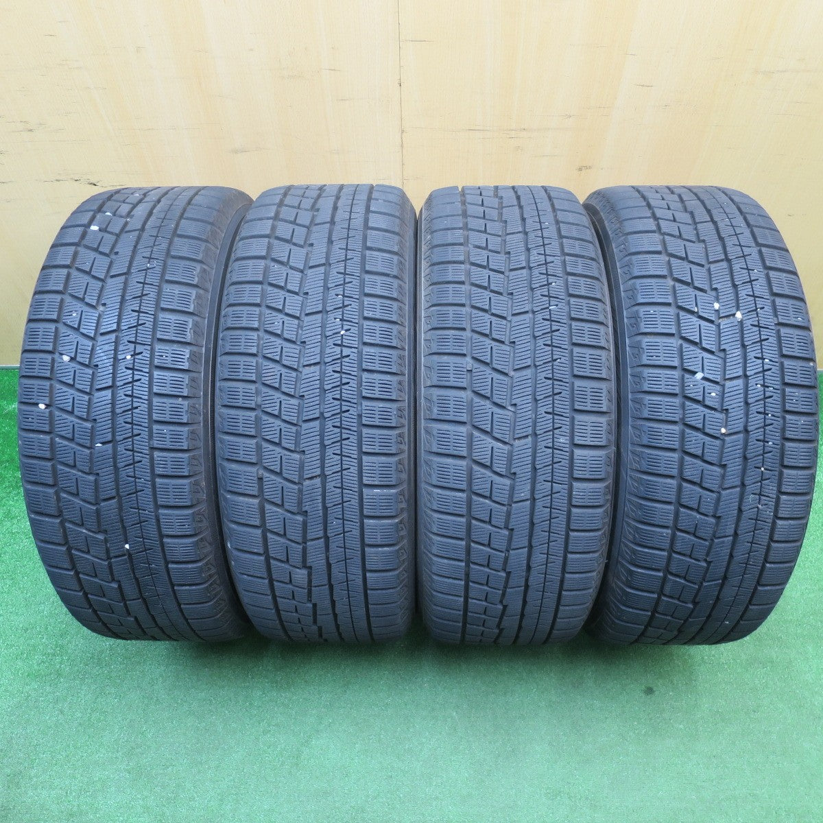 バリ溝!22年!キレイ!9.5分★スタッドレス 225/50R18 ヨコハマ アイスガード iG60 Exceeder エクシーダー 18インチ PCD114.3/5H★5112601NJス