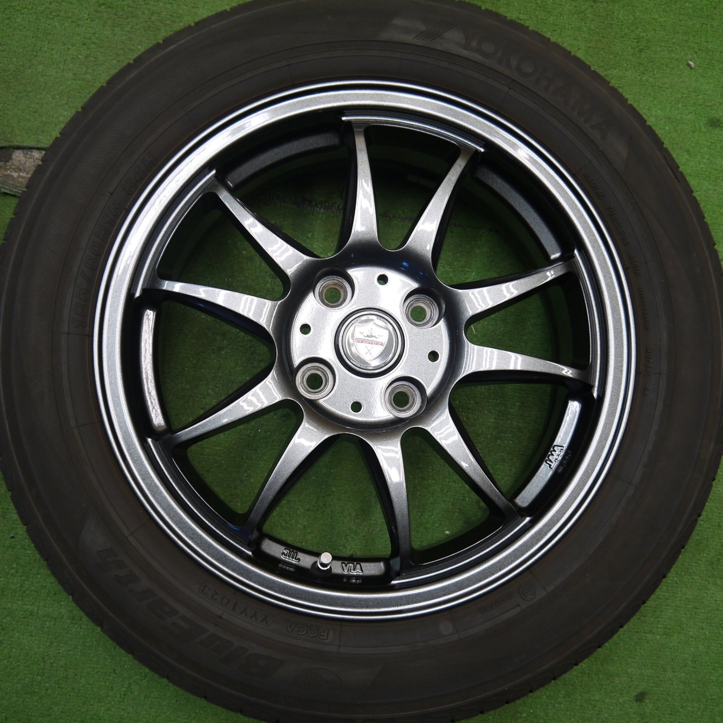 バリ溝!23年!キレイ!8.5分★185/60R15 ヨコハマ ブルーアース AE01F ESTROSA エステローザ 15インチ PCD100/4H★5051903Hノ