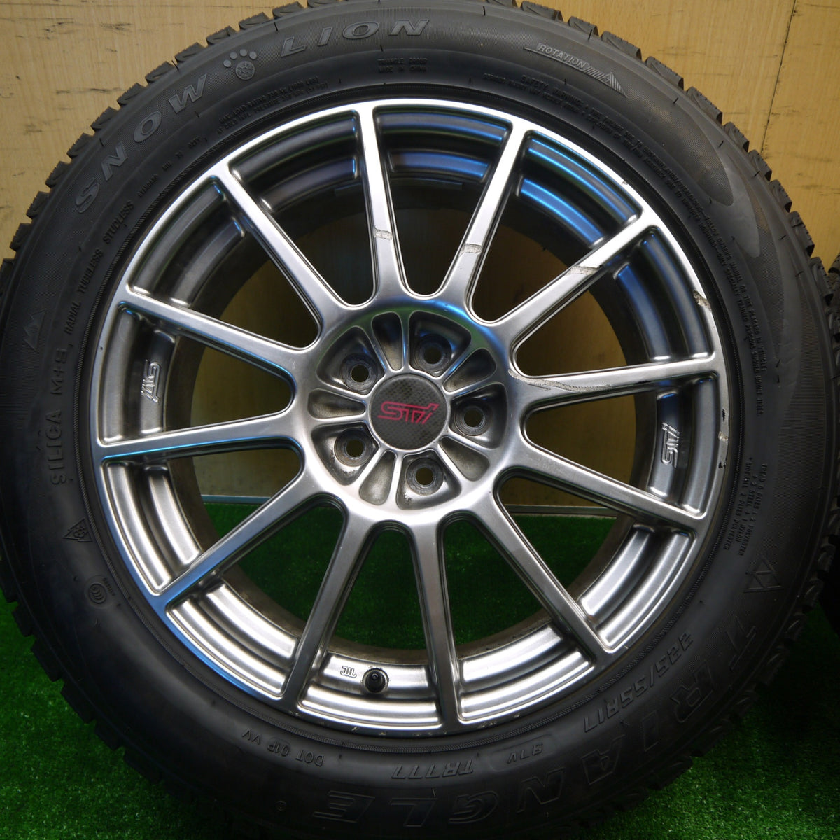 バリ溝!21年!9.5分★スバル フォレスター STi 純正 ENKEI 225/55R17 スタッドレス トライアングル SNOW LION 17インチ エンケイ PCD100/5H★5101004Hス
