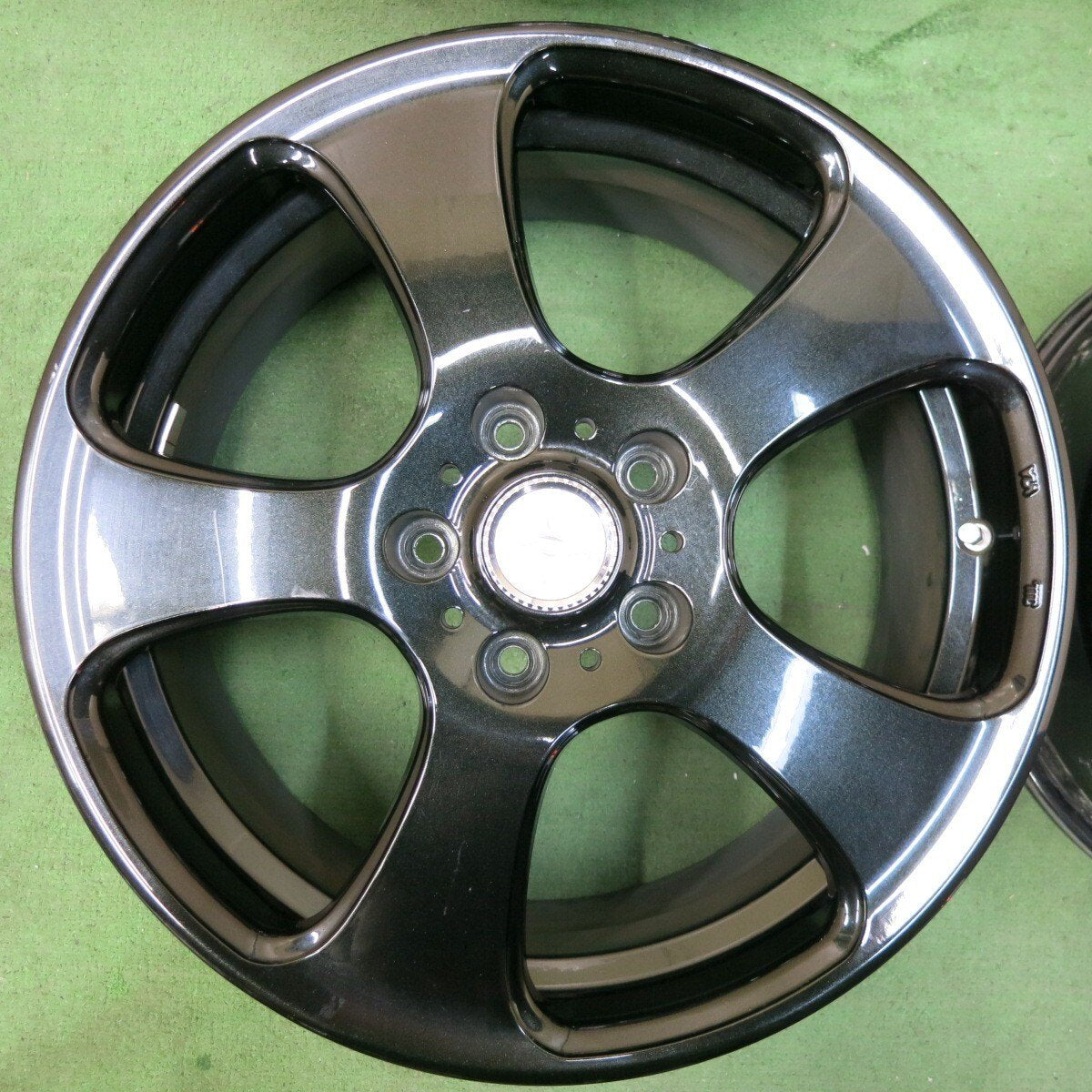 4本価格★VEX ホイール 17インチ 社外 アルミ 17×7JJ PCD114.3/5H★5021006SYホ