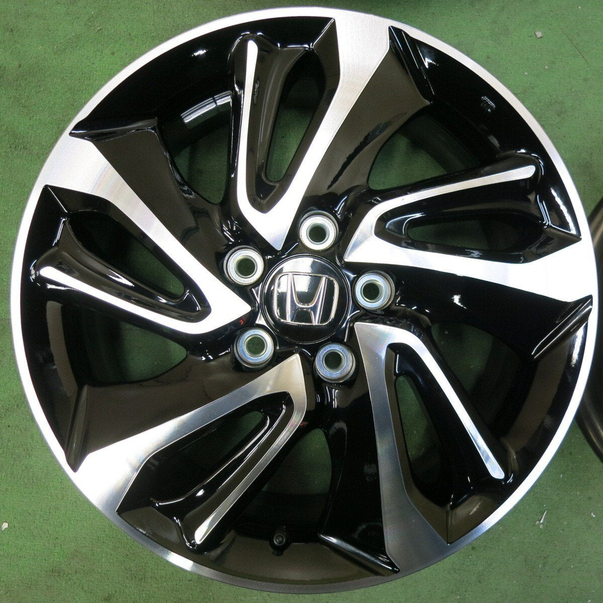 新車外し★ホンダ RP3 ステップワゴン スパーダ クールスピリット 純正 ホイール 17インチ 17×6J PCD114.3/5H★5021904SYホ