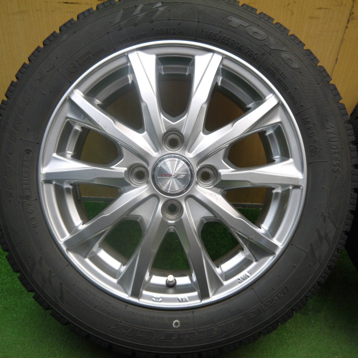 バリ溝!キレイ!9.5分★スタッドレス 165/65R14 トーヨー ガリット GIZ JOKER ジョーカー 14インチ PCD100/4H★5072904Hス