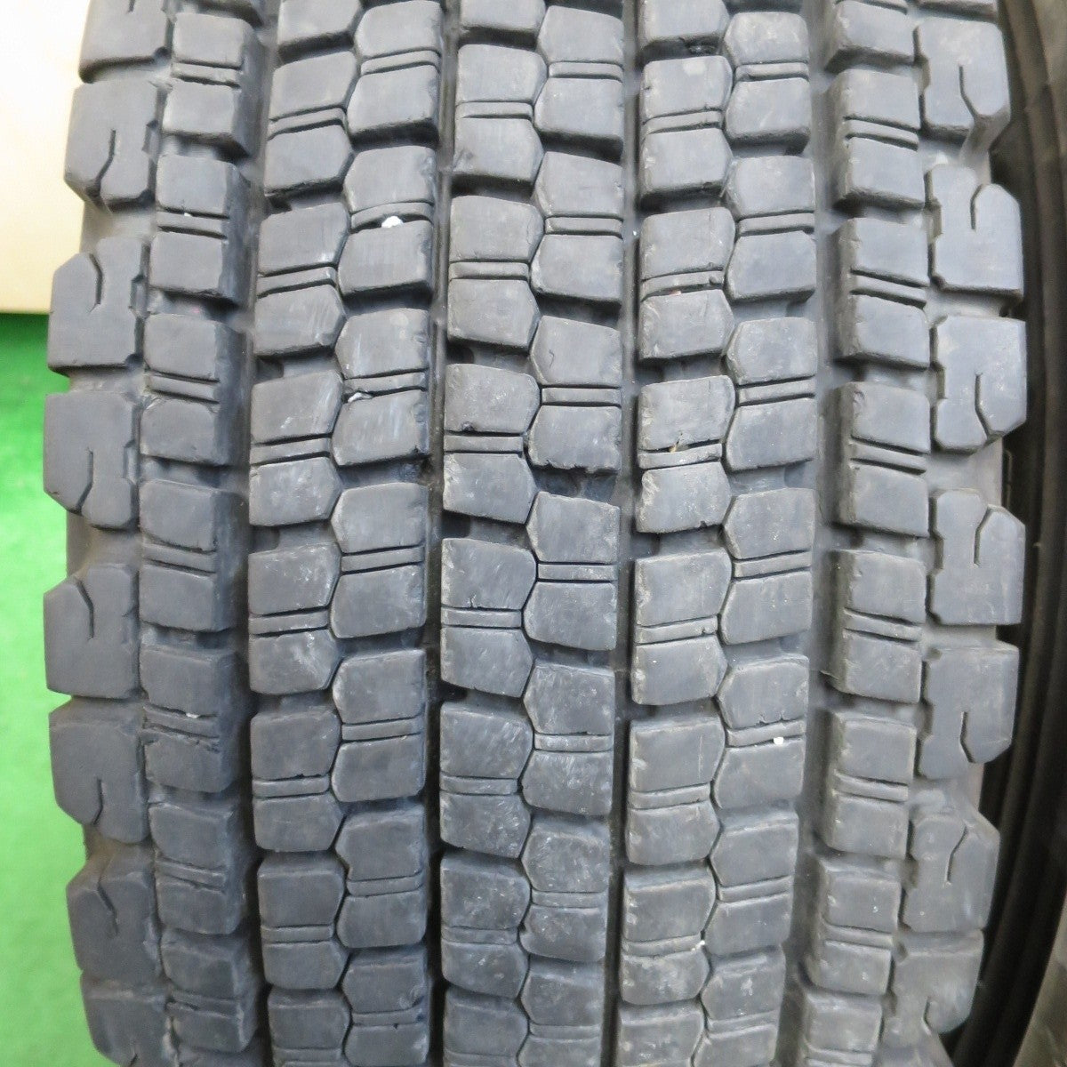 4本価格!20年★トラック タイヤ 245/70R19.5 136/134J スタッドレス ブリヂストン W900 19.5インチ★4080204イスタ