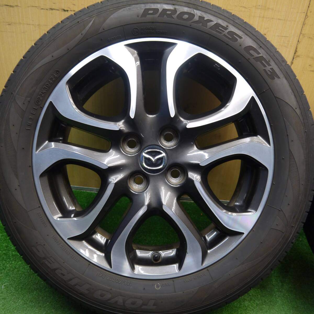バリ溝!24年!9.5分★マツダ2 純正 185/60R16 トーヨー プロクセス CF3 16インチ PCD100/4H★5031908Hノ