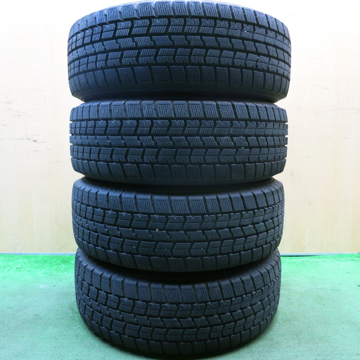 バリ溝!22年!キレイ!9.5分★プリウス 等 195/65R15 スタッドレス グッドイヤー アイスナビ7 ECO FORME エコフォルム 15インチ PCD100/5H★5091103HAス