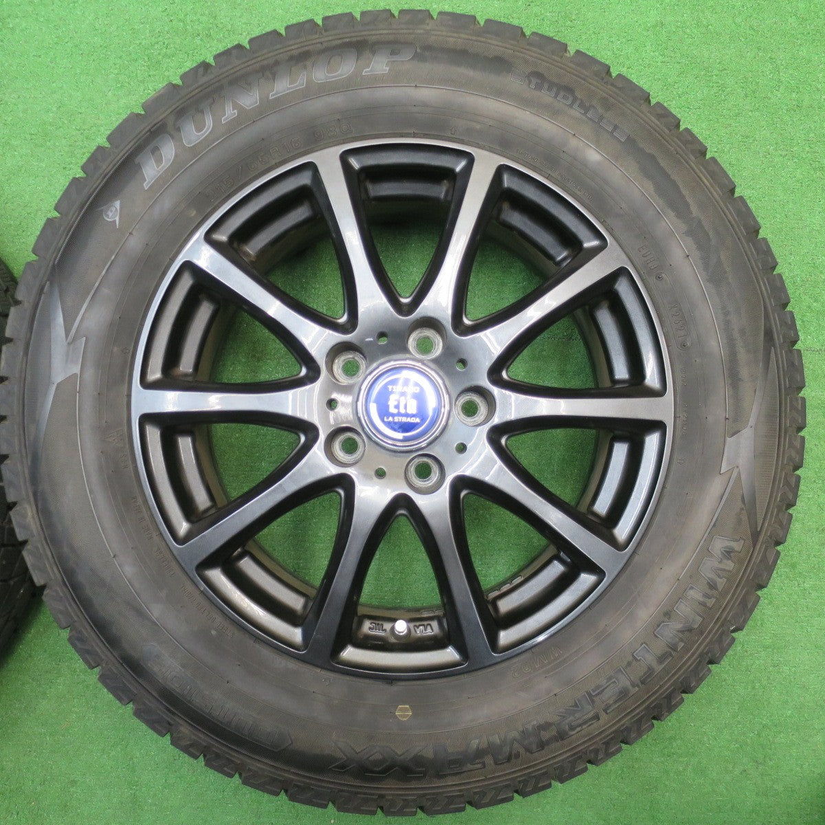 バリ溝!9分★スタッドレス 215/65R16 ダンロップ ウインターマックス WM02 TIRADO Eta LA STRADA ティラード ラストラーダ 16インチ PCD114.3/5H★5122507NJス
