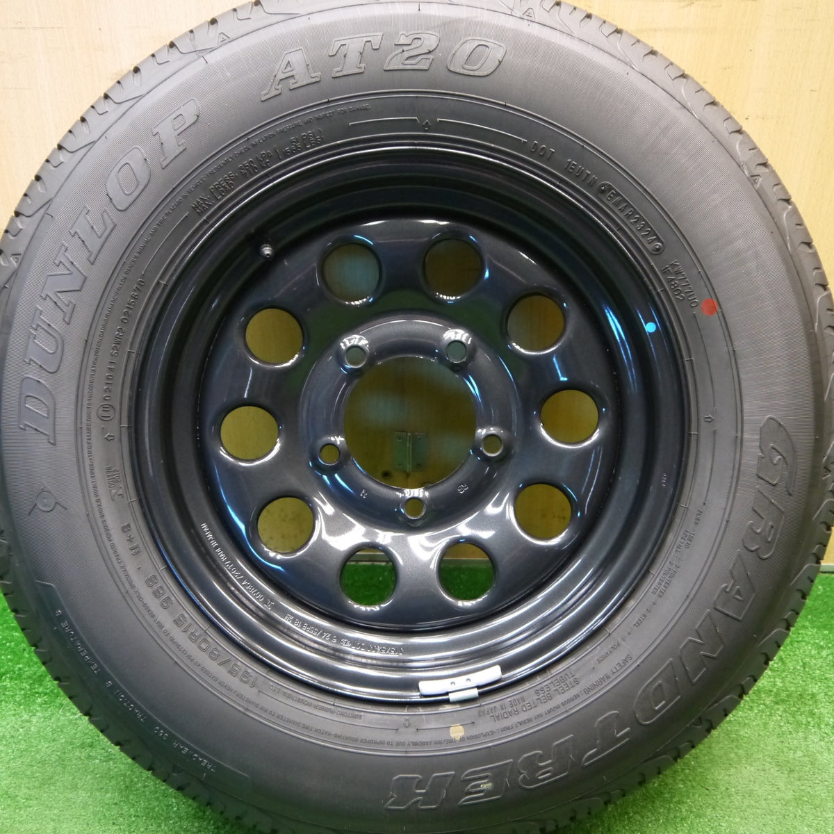 未使用!24年!1本★スズキ ジムニー シエラ 純正 195/80R15 ダンロップ AT20 グラントレック 15インチ PCD139.7/5H★5111404Hノ