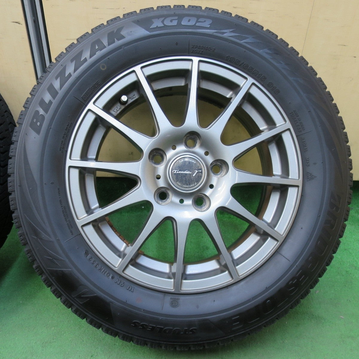バリ溝!21年!キレイ!8.5分★スタッドレス 195/65R15 ブリヂストン ブリザック XG02 ダンロップ ウインターマックス WM02 La-Strada Tiradoγ 阿部商会 PCD114.3/5H★5011808イス