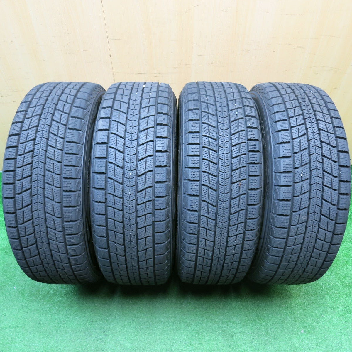バリ溝!24年!キレイ!9.5分★ベンツ 等 MAK ARGENTO FF 235/55R19 スタッドレス ダンロップ ウインターマックス SJ8 アルジェント 19インチ PCD112/5H★5110907HAス