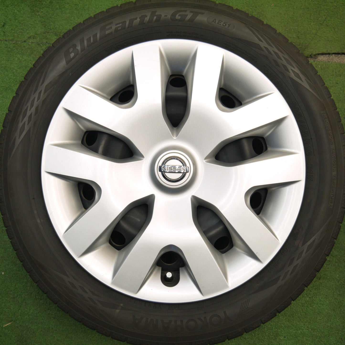 キレイ!23年★日産 リーフ 純正 スチール 205/55R16 ヨコハマ BluEarth-GT AE51 16インチ PCD114.3/5H★5043001Hノ