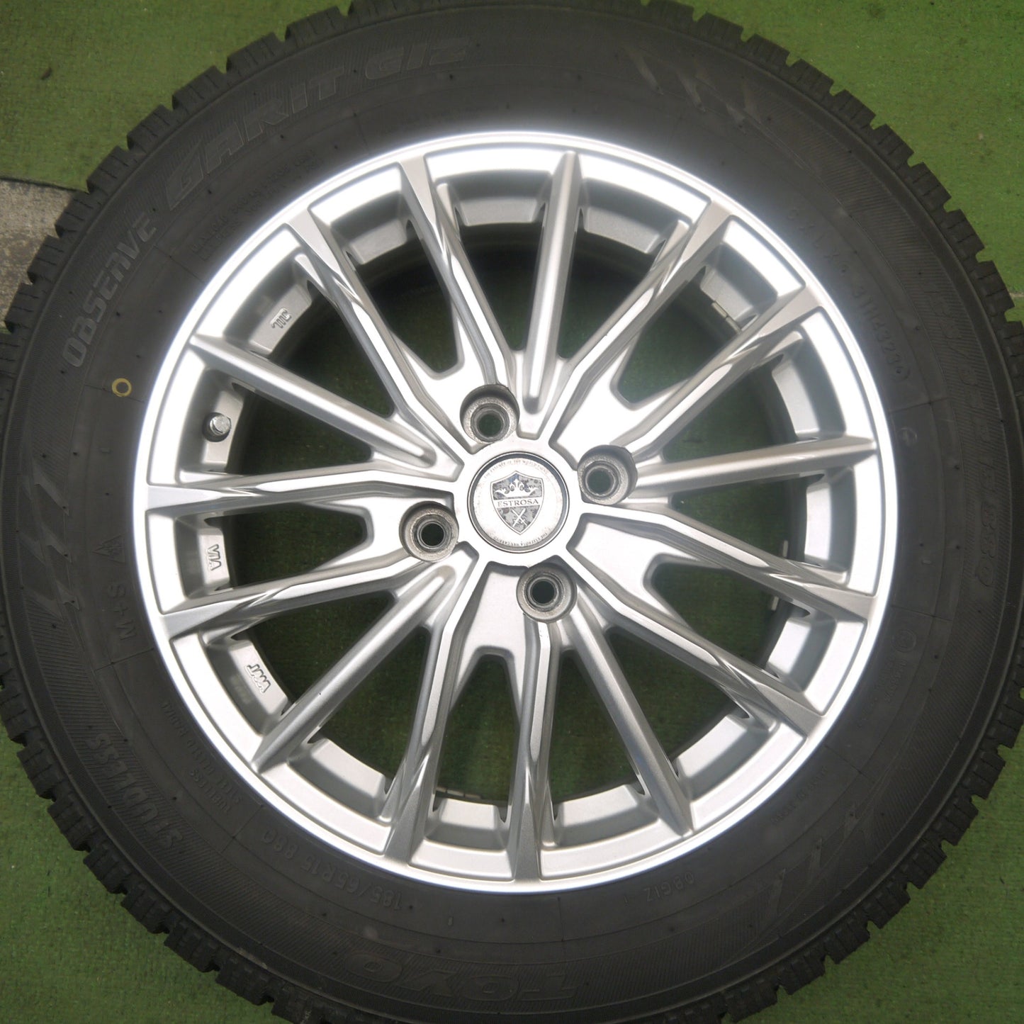 バリ溝!23年!キレイ!9.5分★スタッドレス 185/65R15 トーヨー オブザーブ ガリット GIZ ESTROSA DF-10 エステローザ 15インチ PCD100/4H★5092402Hス