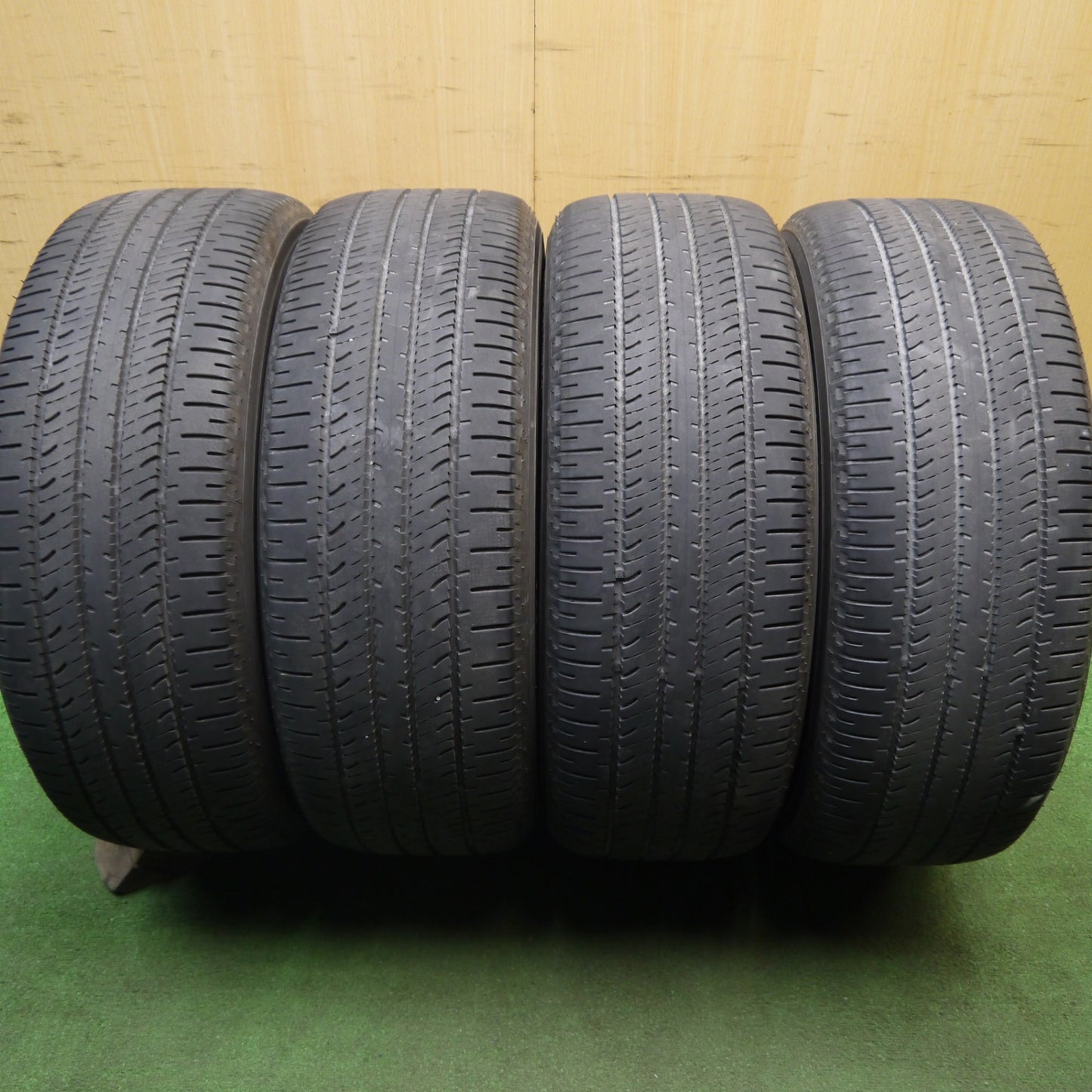 キレイ★三菱 デリカ D:5 純正 225/55R18 ヨコハマ ジオランダー SUV G055 G055E 18インチ D5 PCD114.3/5H★6031001Hノ