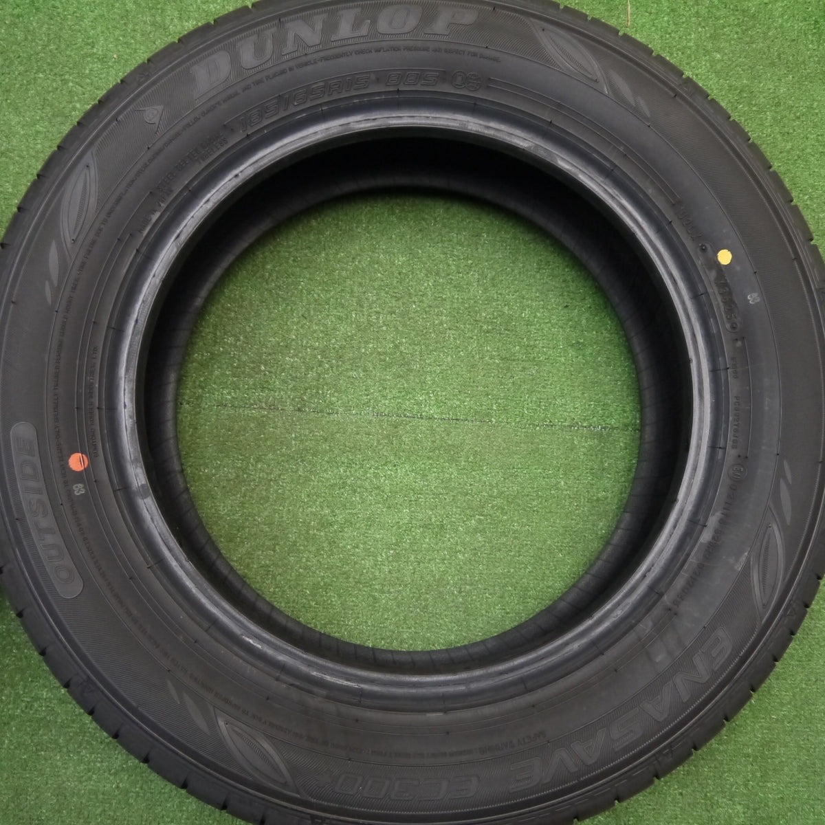新車外し!25年★185/65R15 ダンロップ エナセーブ EC300+ タイヤ 15インチ アクア フィールダー アクシオ フリード ノート bB 等★5111204Hノタ