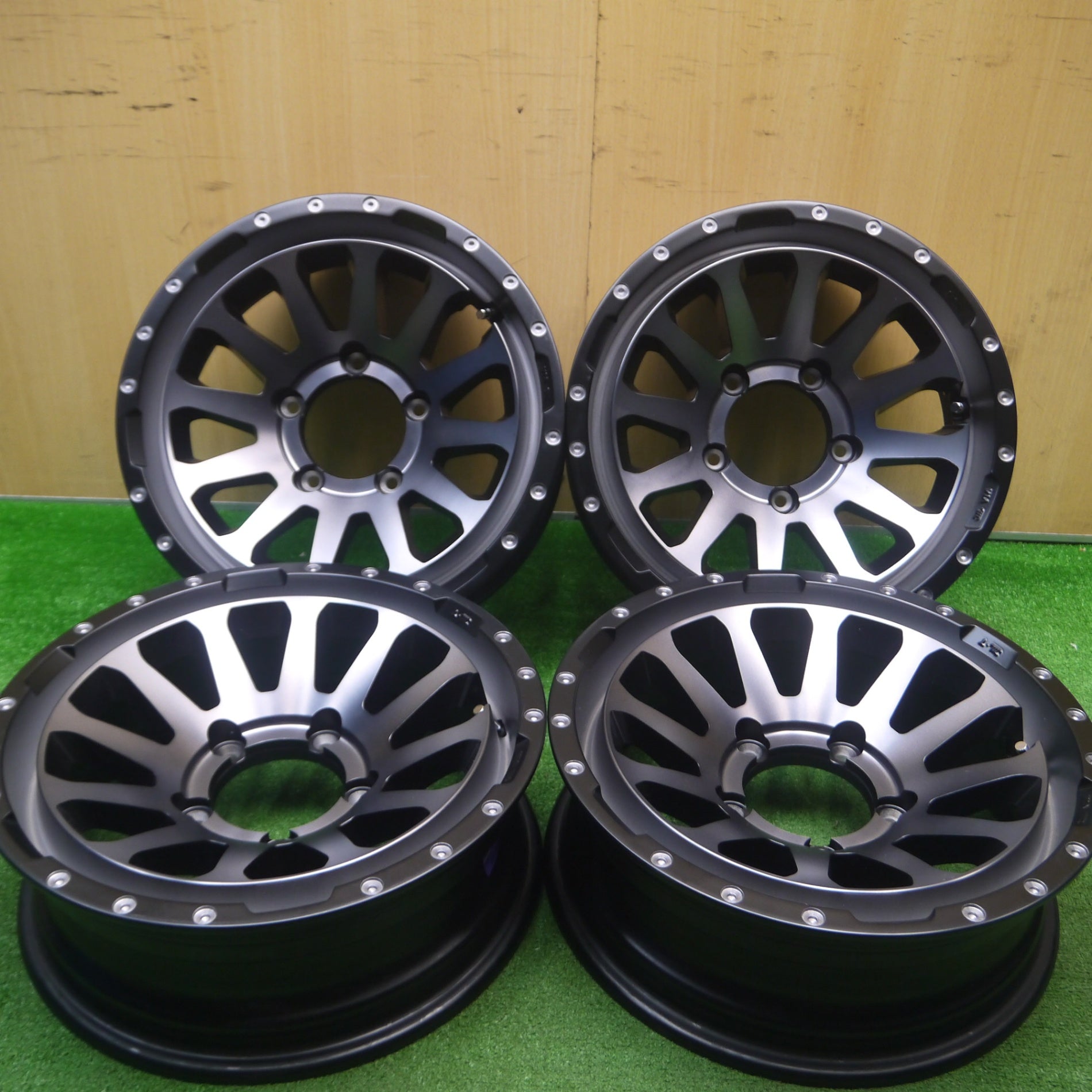 送料無料] 未使用☆ジムニー 用 MUD-ZEUS マッド ゼウス 16インチ