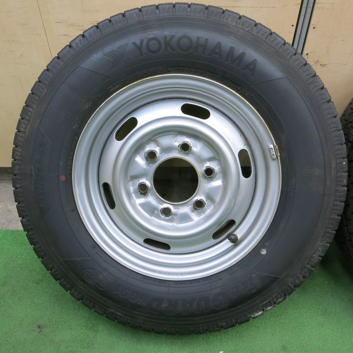タイヤほぼ未使用!23年!キレイ!2本★スタッドレス 195/80R15 103/101L ヨコハマ アイスガード iG91 スチール ホイール 15インチ PCD139.7/6H★5050201ナス