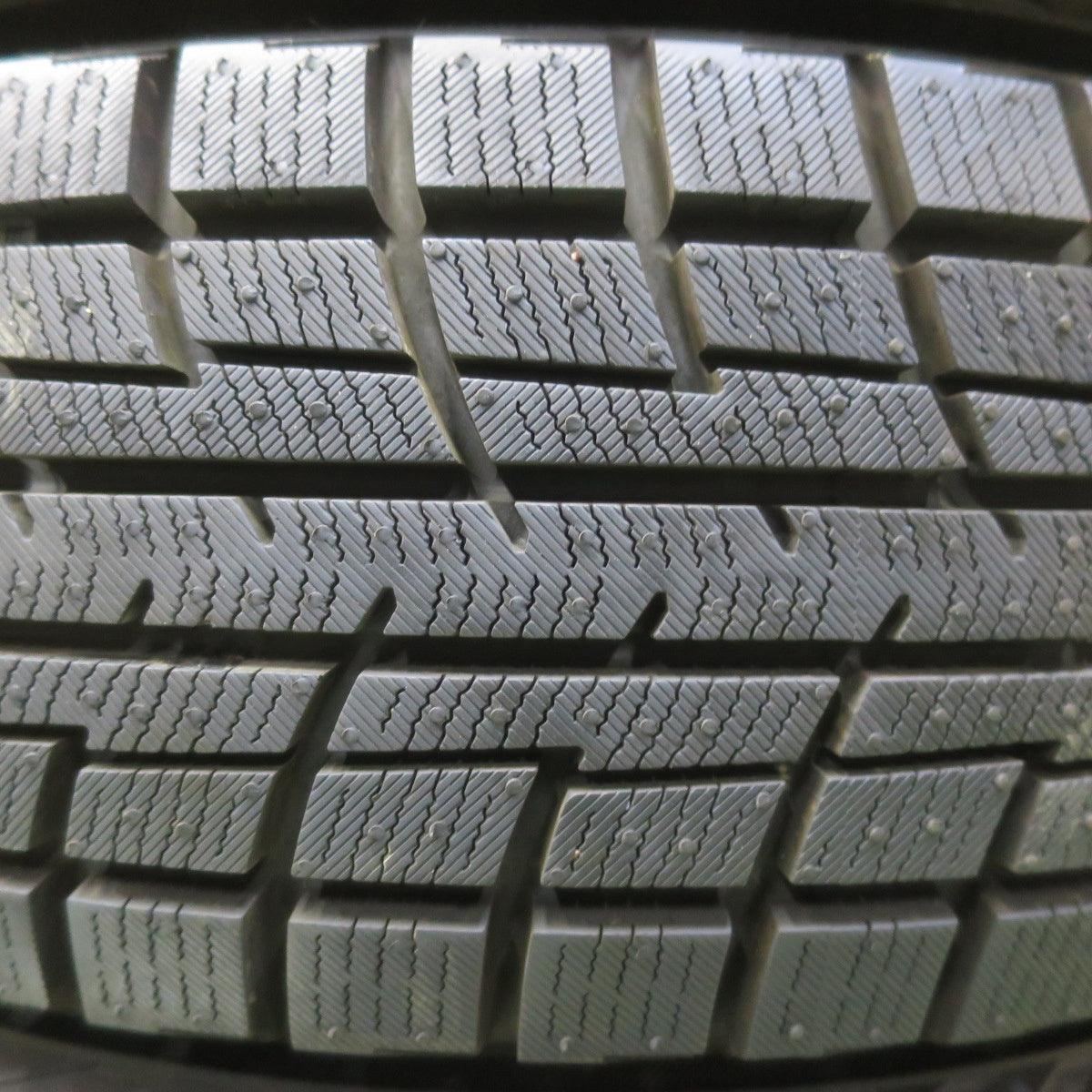 ほぼ未使用!25年★スタッドレス 155/65R14 ヨコハマ アイスガード iG52C タイヤ 14インチ N-BOX N-WGN タント ムーブ スペーシア 等★6071407イスタ