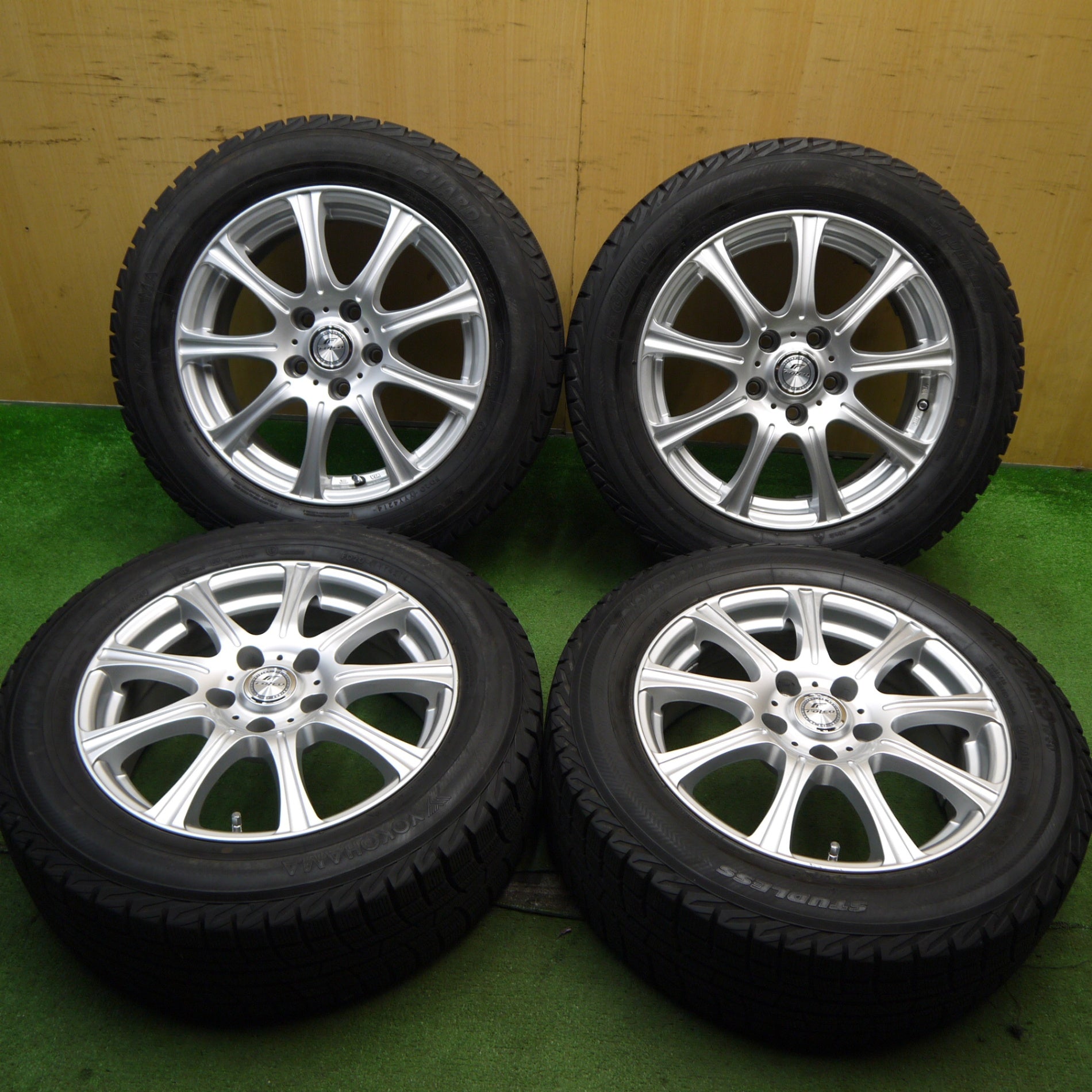 バリ溝！キレイ！9.5分☆スタッドレス 205/60R16 ヨコハマ アイス 