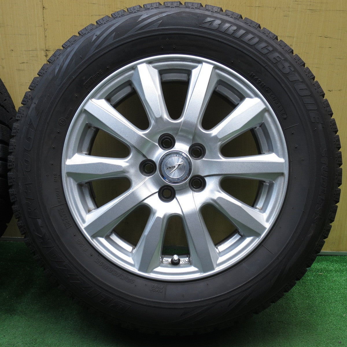 キレイ★プリウス 等 195/65R15 スタッドレス ブリヂストン ブリザック REVO GZ JOKER ジョーカー 15インチ PCD100/5H★5052702NJス