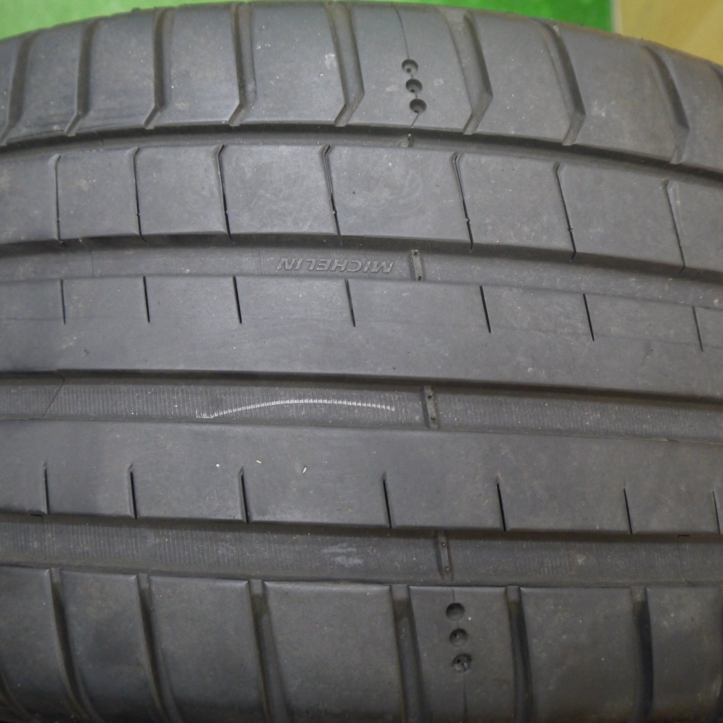 バリ溝!24年!9.5分!2本★235/40R18 ミシュラン パイロット スポーツ 5 タイヤ 18インチ インプレッサ シビック BMW M3 等★6010503Hノタ