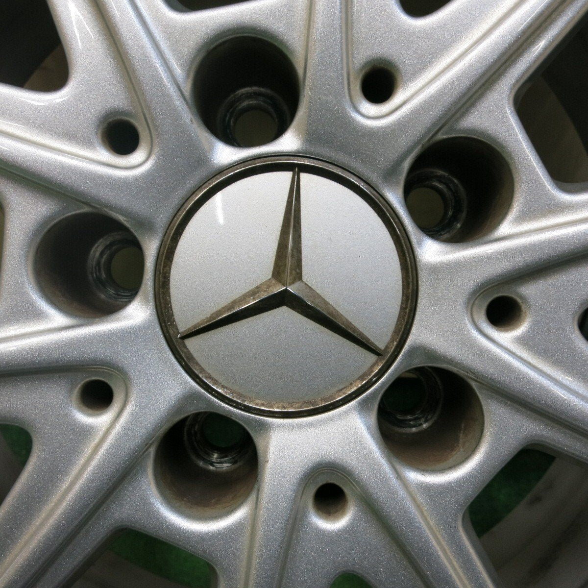 バリ溝!キレイ!9.5分★ベンツ W177 Aクラス 純正 205/60R16 スタッドレス ダンロップ ウインターマックス WM02 16インチ PCD112/5H★4111202SYス