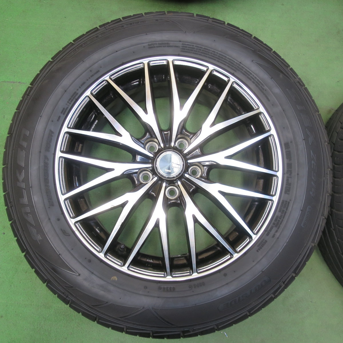 バリ溝!24年!9.5分★225/65R17 ファルケン ZIEX ZE914 VENES TREAD ヴェネス トレッド 17インチ PCD114.3/5H★5042605イノ