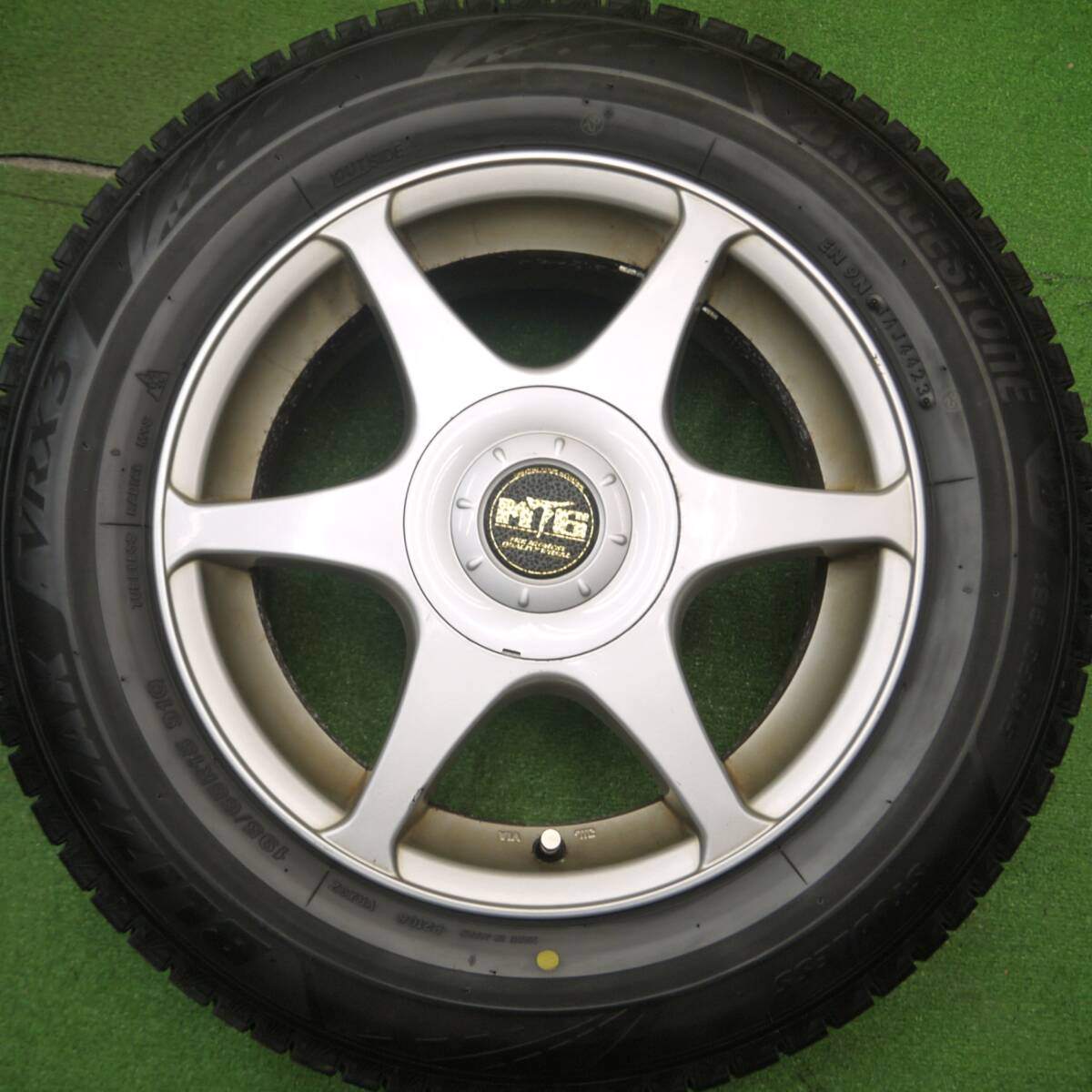 バリ溝!23年!9.5分以上★スタッドレス 195/65R15 ブリヂストン ブリザック VRX3 MT6 社外 アルミ 15インチ PCD 100 114.3/5H マルチ★4121601Hス