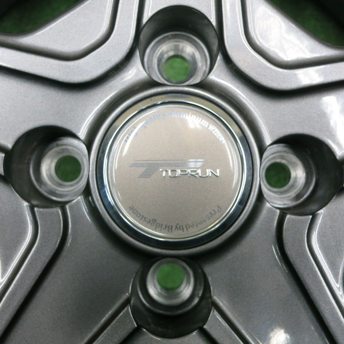 バリ溝!22年!キレイ!9.5分以上★スタッドレス 195/70R15 ダンロップ ウインターマックス WM02 TOPRUN トップラン 15インチ PCD100/4H★4112206NJス