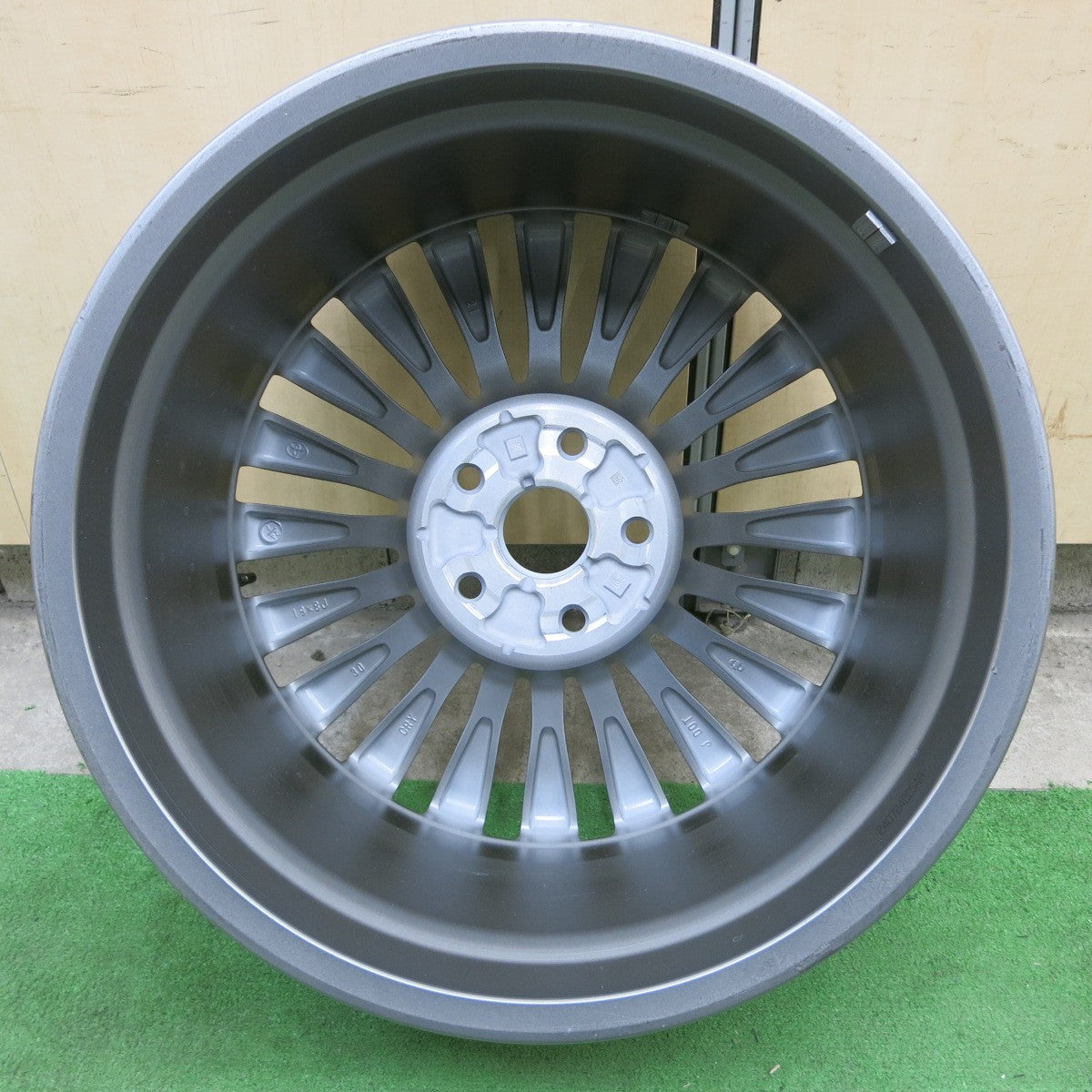 新車外し!1本★トヨタ クラウン セダン 純正 ホイール 19インチ 19×8J PCD120/5H★5042902ナホ
