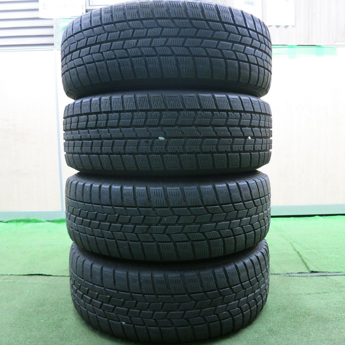 4本価格★スタッドレス 195/65R15 グッドイヤー アイスナビ7 ravrion selzer ラブリオン PCD114.3/5H★4070503HAス