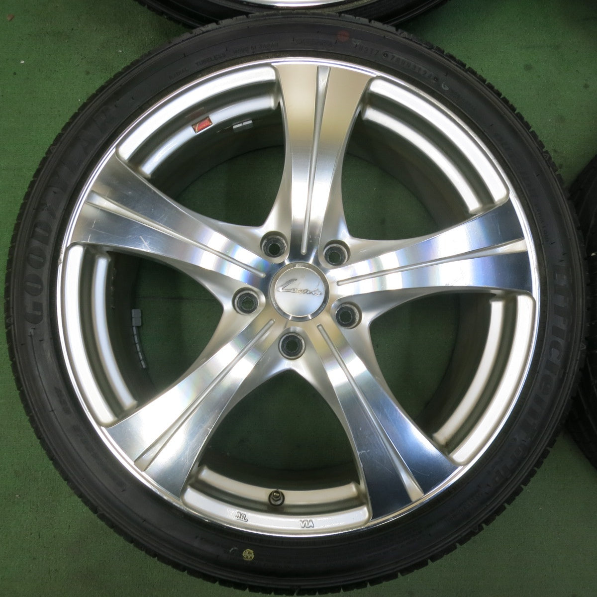 タイヤほぼ未使用!25年★Leonis FST 225/40R18 グッドイヤー EfficientGrip Comfort レオニス 18インチ PCD114.3/5H★5062608SYノ