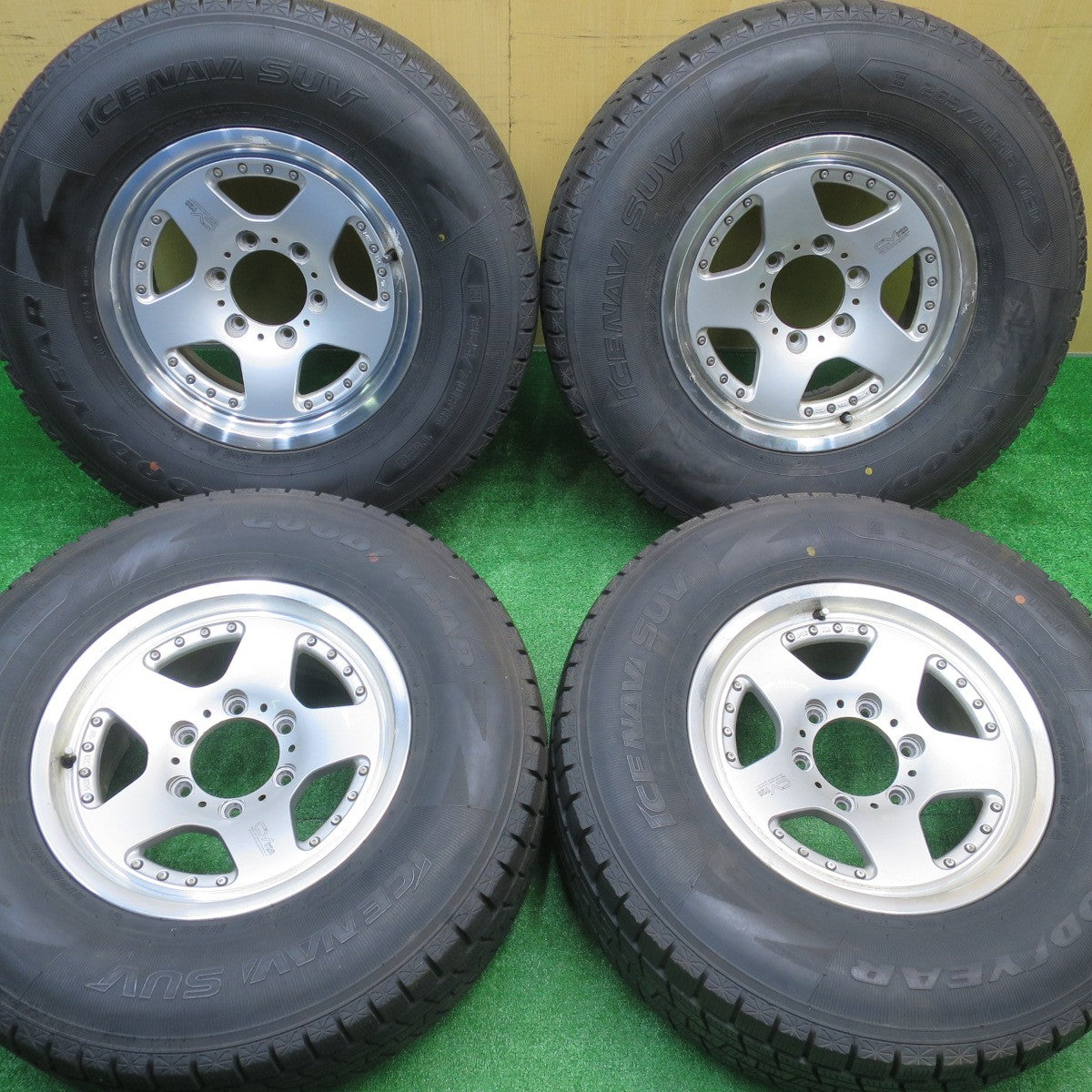 バリ溝!9.5分★スタッドレス 265/70R16 グッドイヤー アイスナビ SUV CV928 社外 アルミ 16インチ PCD139.7/6H★5101609NJス